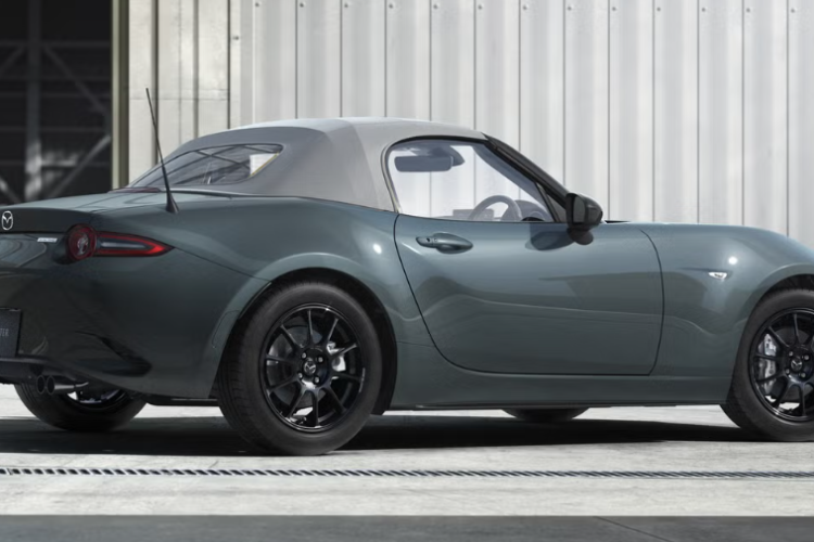 Mazda Refreshes the 2027 Miata in Graphite Green