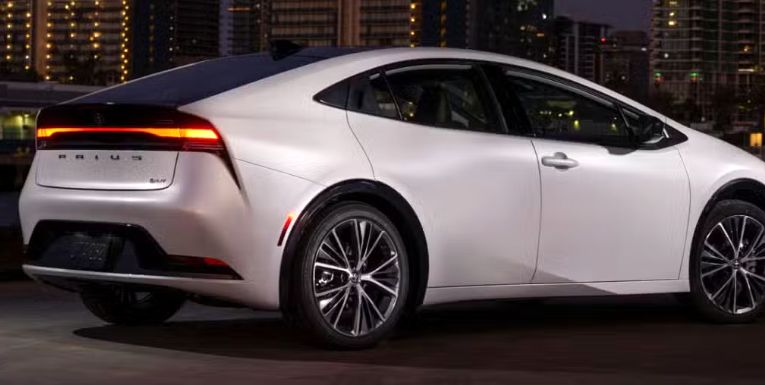 Best Hybrid — Toyota Prius vs Toyota Corolla?
